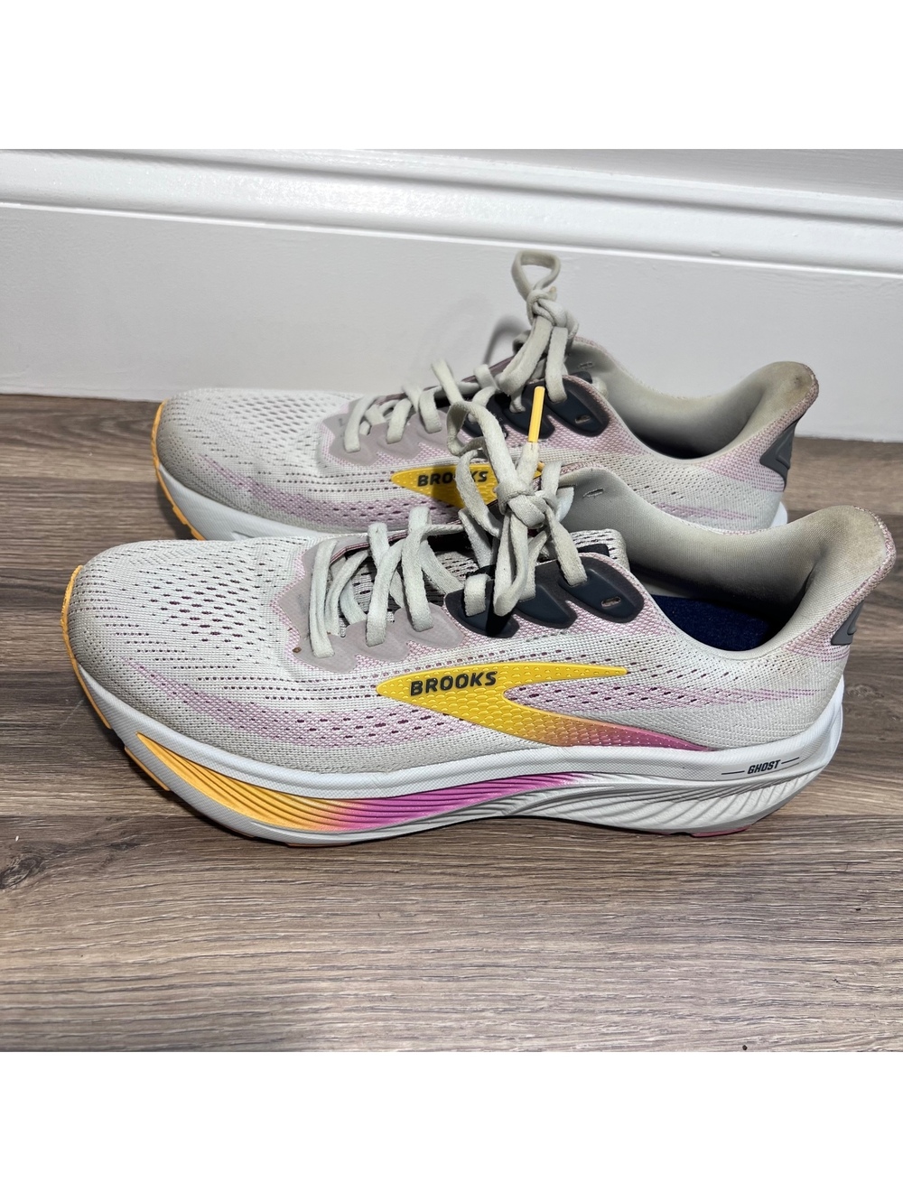 Brooks Women's Size 8.5